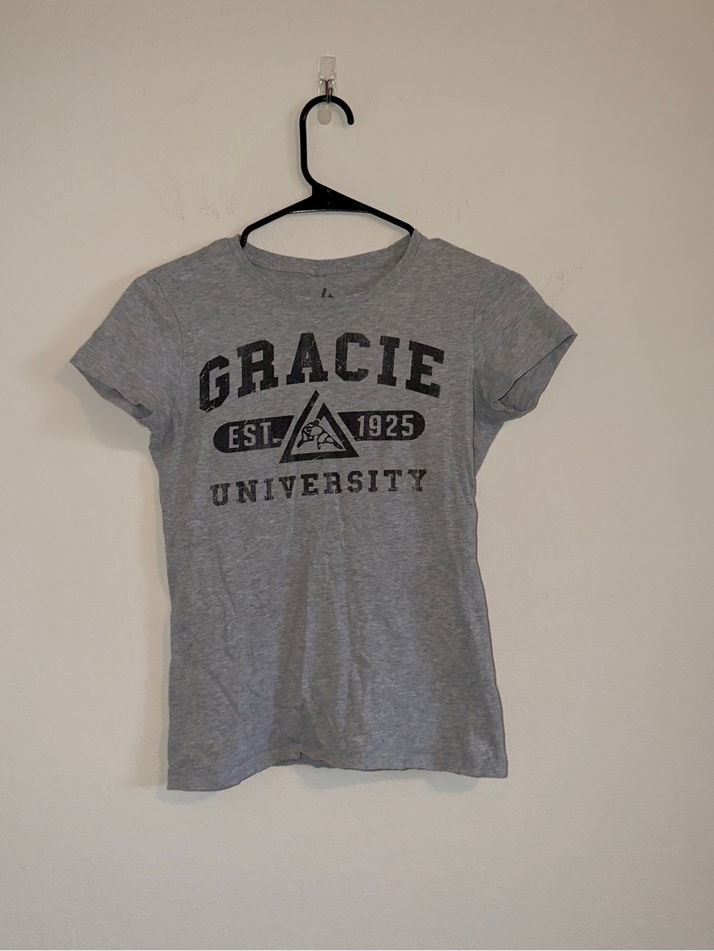 Gracie jiu jitsu university tshirt